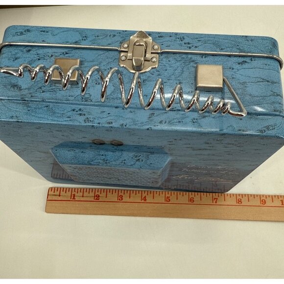 Elvis Presley Collectible Tin Lunch Box By Vandor Can't Help Falling In Love - Picture 10 of 10